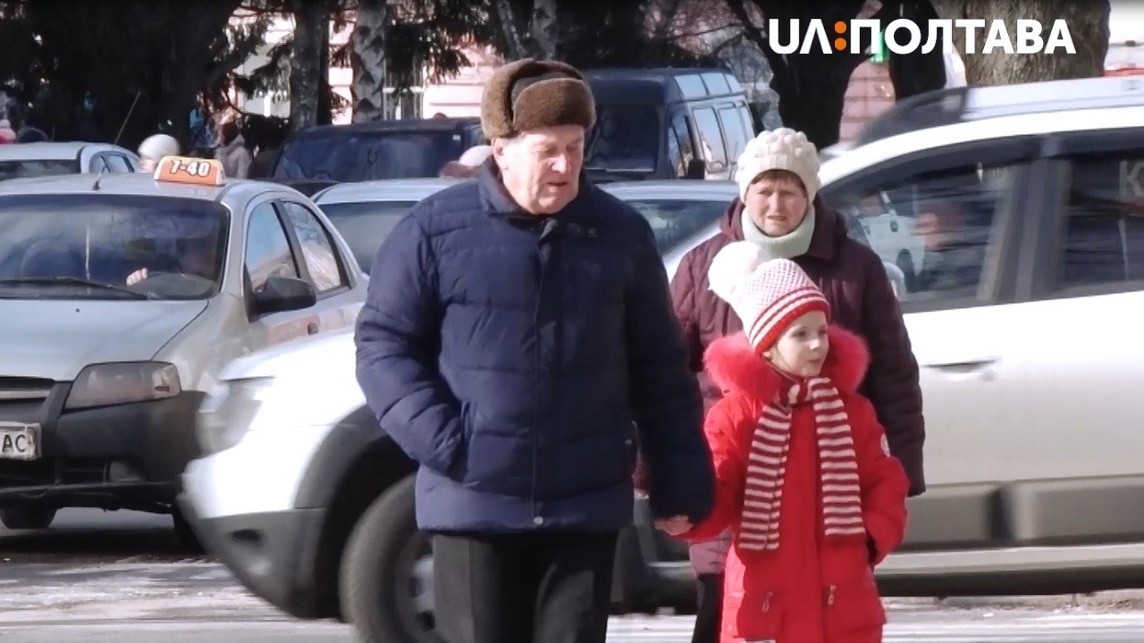 Із першого березня українцям мають збільшити пенсію щонайменше на сто гривень